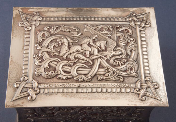 Sterling silver box replicate Viking saga motifs, top - Norwegian Metalworking