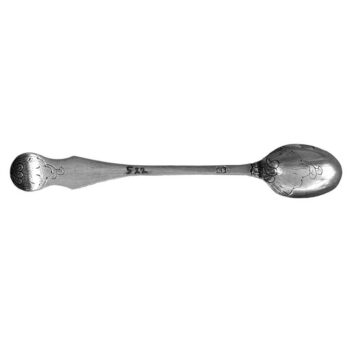 Teaspoon with a rococo shell engraving on the reverse side - Norwegian Metalworking