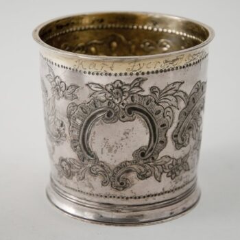 Cup with a gold wash in the interior and around the outflared rim - Norwegian Metalworking