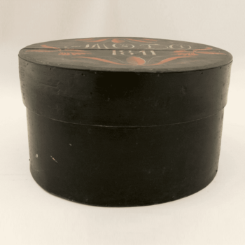 Large, round, bentwood box with lid. Lid has Vest-Agder style rosemaling - Rosemaling