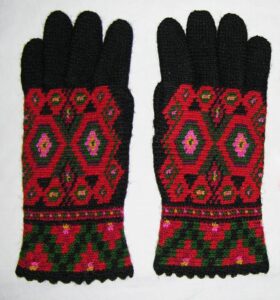 Women's gloves crocheted by Mrs. Berit Rustland