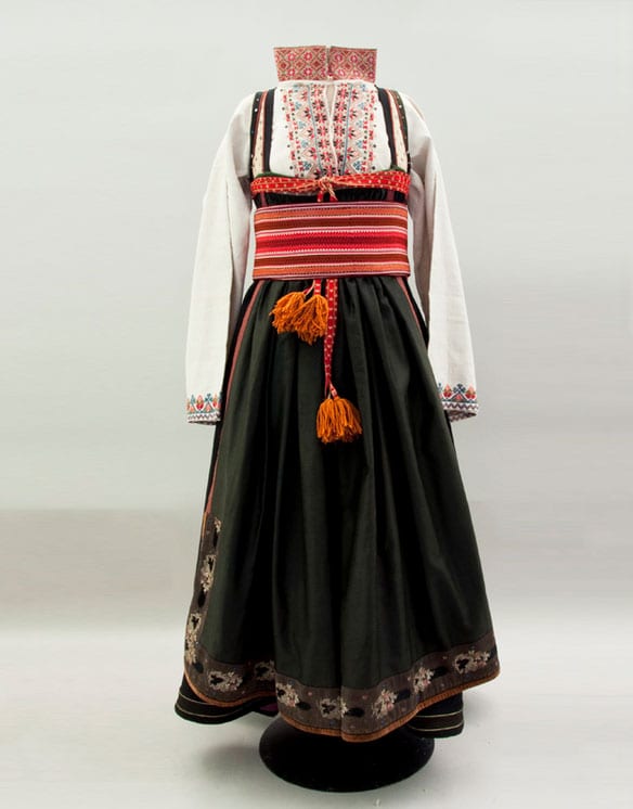 Dress with long black wool skirt and rigid-heddle woven belt - Textiles