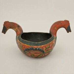 Carved wooden horse head ale bowl with rosemaling that dates around 1800 - Rosemaling