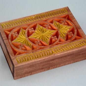 Chip-carved box © 2015 Marty Leenhouts Chip-carved box © 2015 Marty Leenhouts